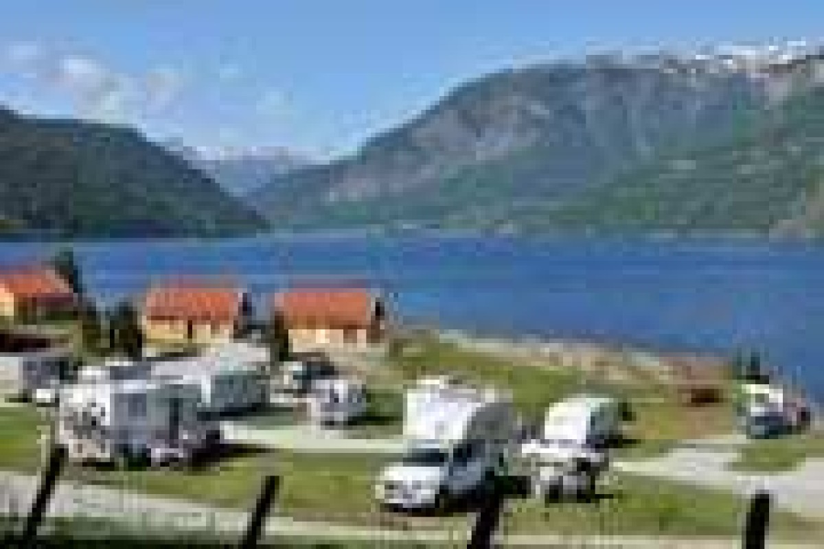 Fraaie-plek-in-Sogndalenfjorden-e1413400596162.jpg